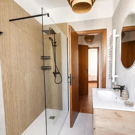 Kronos House Apartment