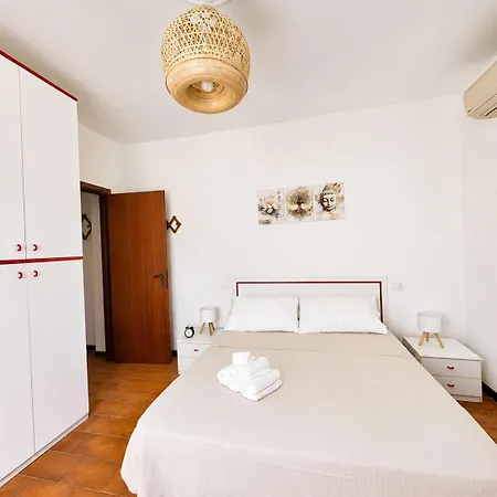 Kronos House Apartment Torre del Lago Puccini